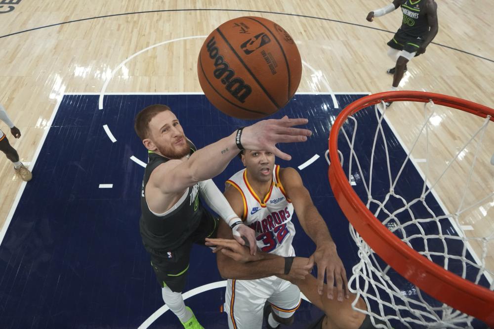 某地联赛中 某地联赛中