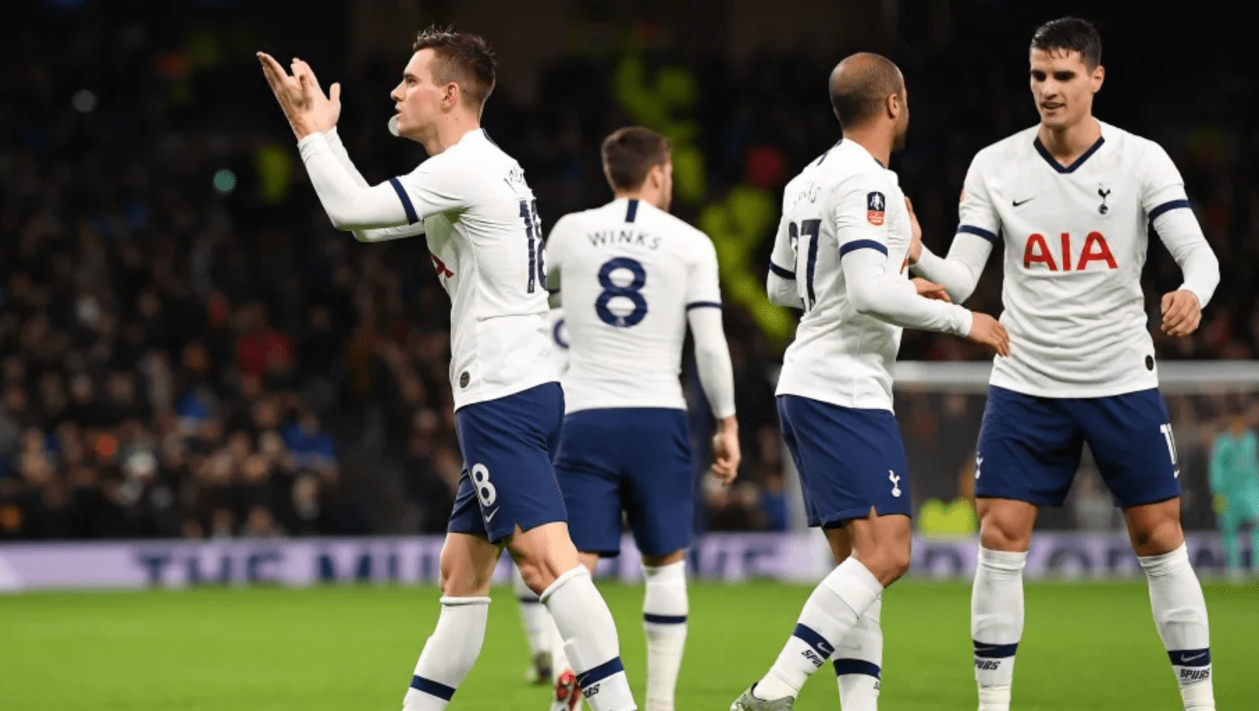 阿德利在边 阿德利在边