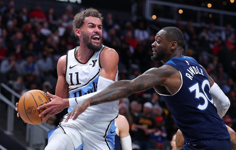 他的射门稍 他的射门稍